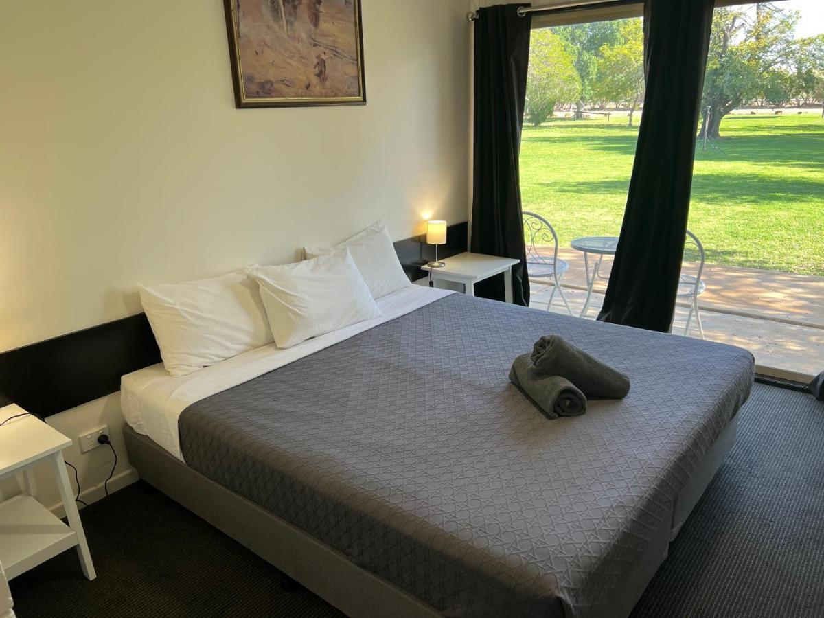 Jumbuck Motor - Pool - Pet Friendly Section - King Beds Motel 3*